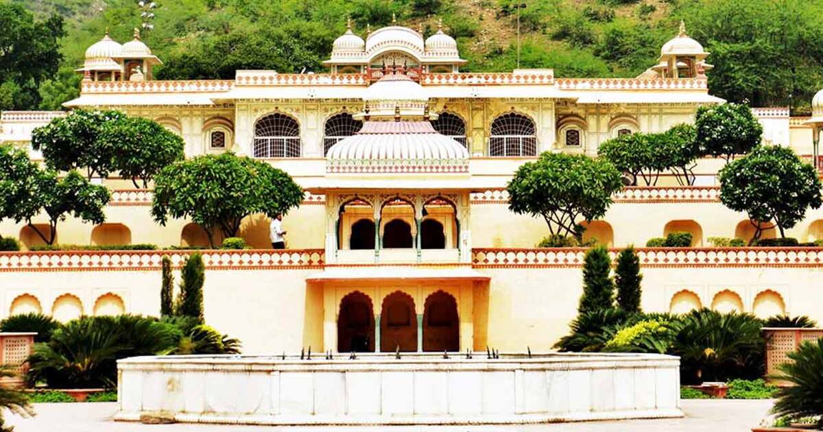 Sisodia Rani Garden and Palace