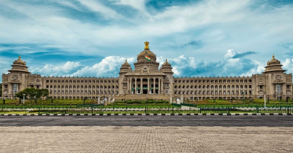 METROPOLITAN DELIGHT:  EXPERIENCE THE BEST PLACES TO VISIT IN BANGALORE