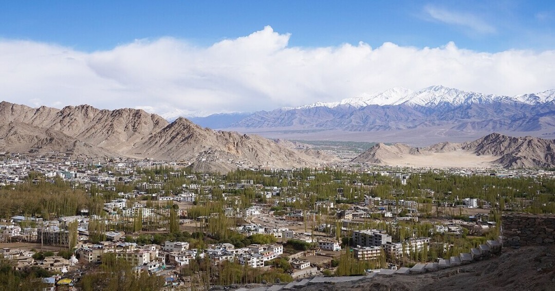 Skur Buchan, Leh