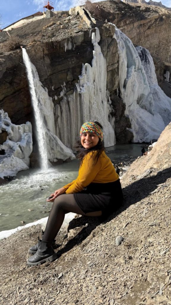 Lingti Frozen Waterfall
