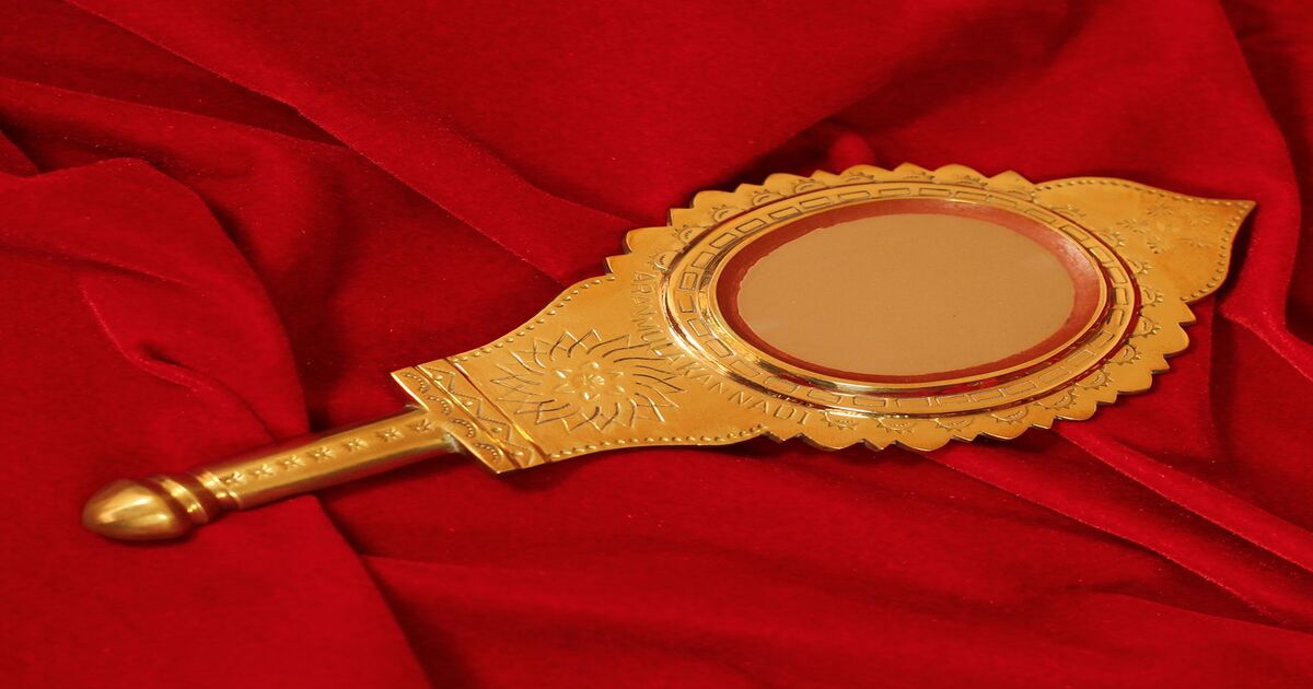 Aranmula Kannadi (Kerala)