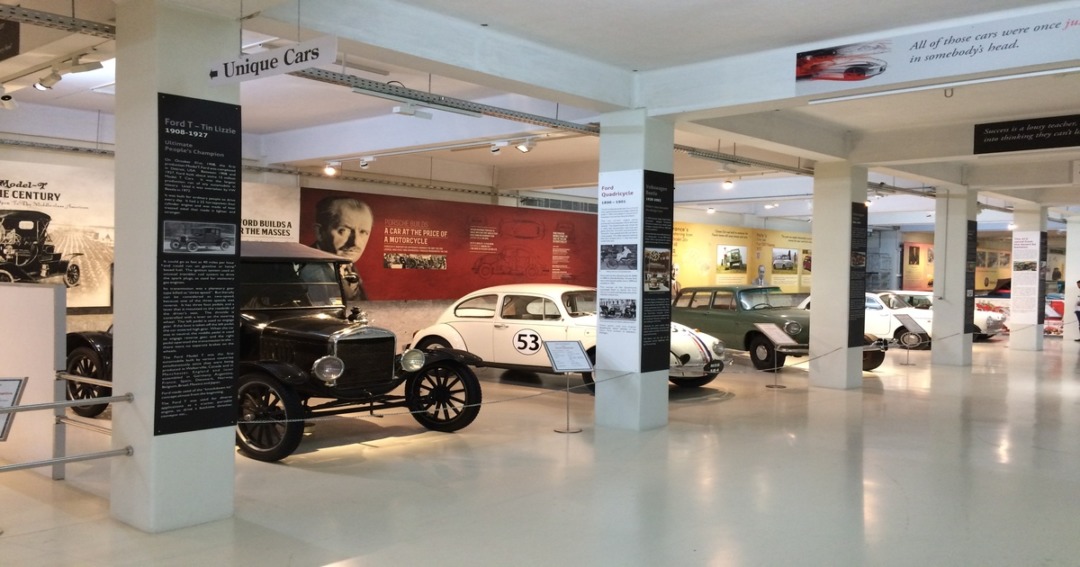 Gedee Car Museum
