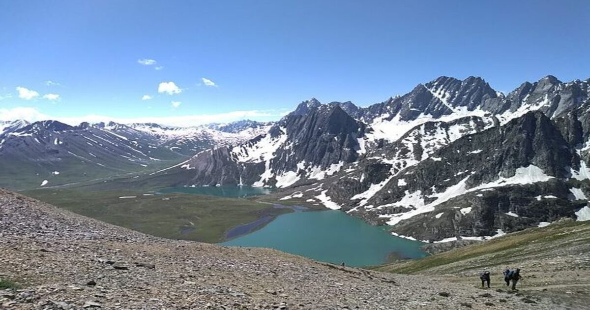kashmir great lakes trek cost
