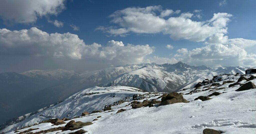 Rupin Pass Altitude, Height & Trek Distance