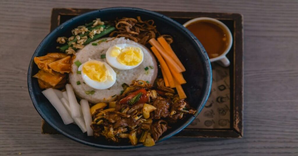 Bibimbap 🌿 (비빔밥 — Mixed Rice, can be ordered without meat)