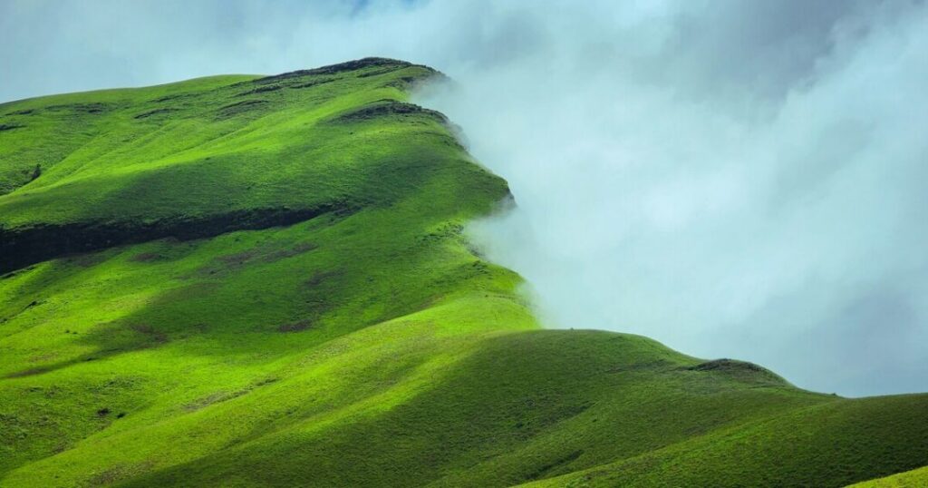 Mullayanagiri