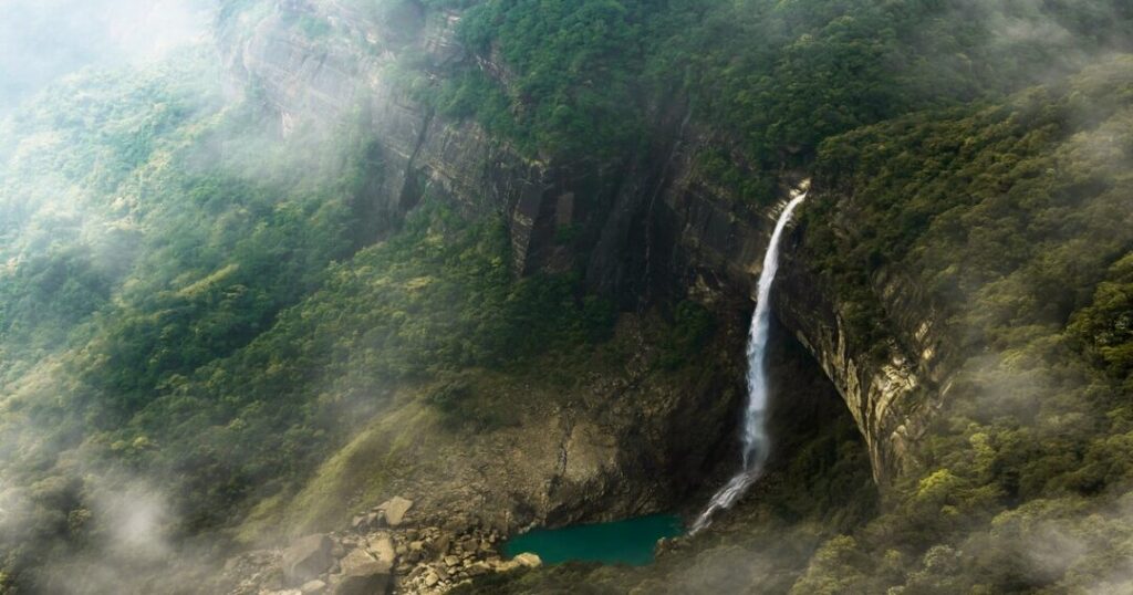 Nohkalikai Falls, Meghalaya