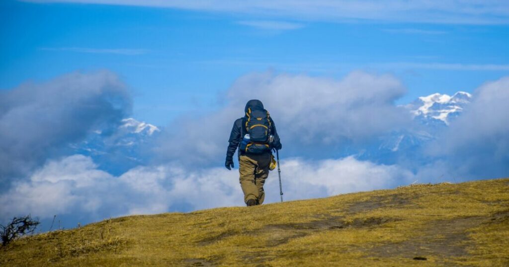 Singalila ridge trek Darjeeling — darjeeling sightseeing for adventure travellers