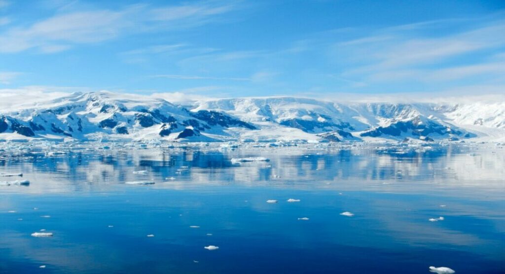 Antarctic Polar Desert — The Coldest Famous Desert in the World