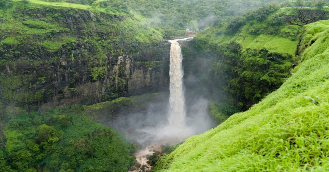 Devkund Waterfall Trek: The Complete Guide to Maharashtra's Secret ...