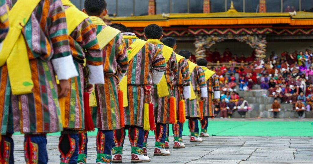  Bhutan's Vibrant Tshechu Festivals