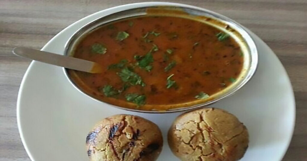 The Malwa Answer to Dal Baati