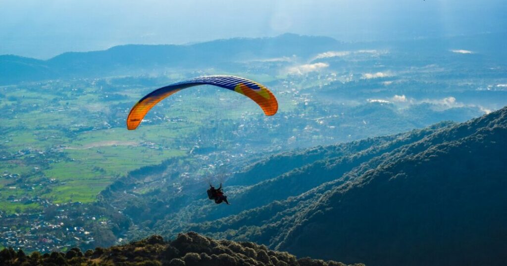 Go Paragliding in Bir Billing