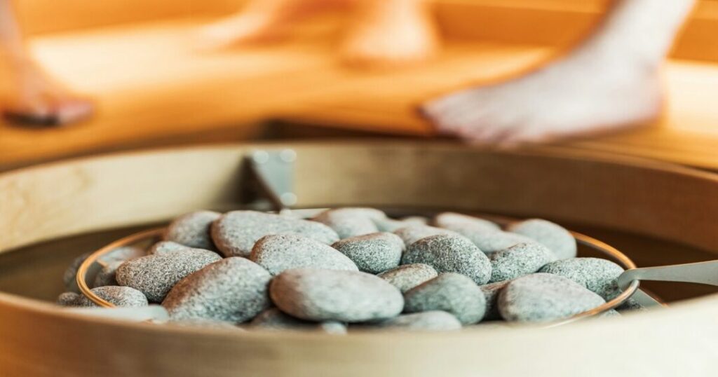 Traditional Hot Stone Bath