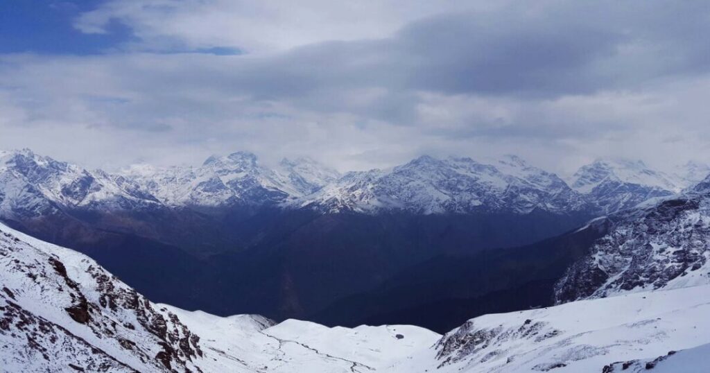 Sar Pass trek 