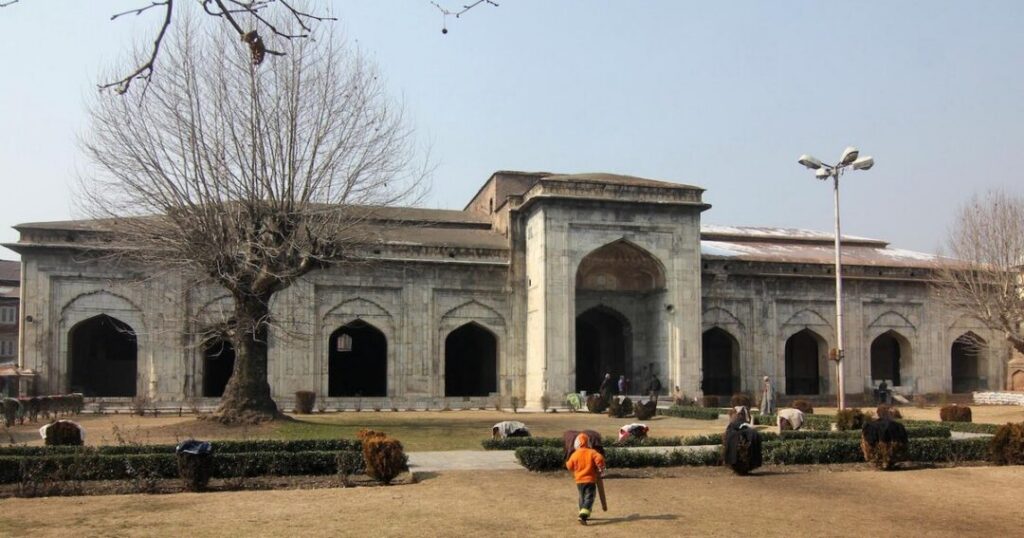 Pather Masjid 