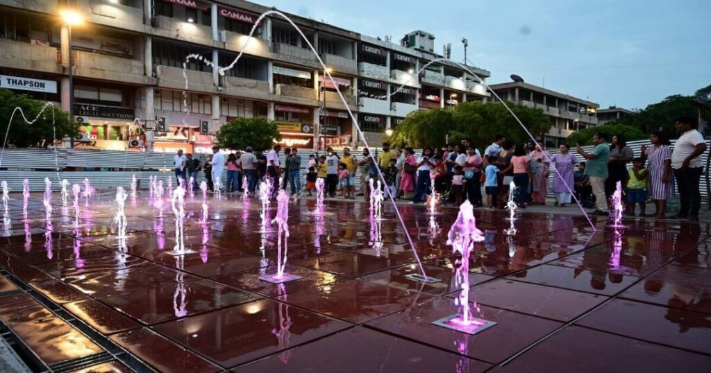 Sector 17 Plaza