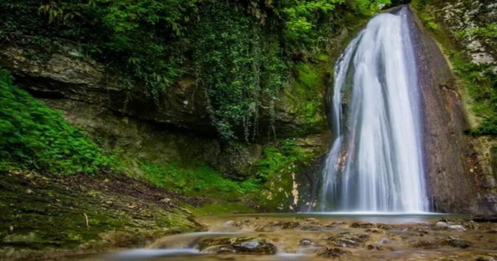 Kimona Falls