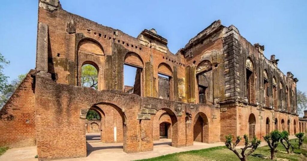 Sightseeing in Lucknow