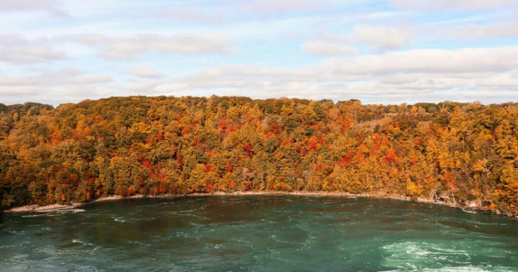 Countries to Visit in Autumn in North America