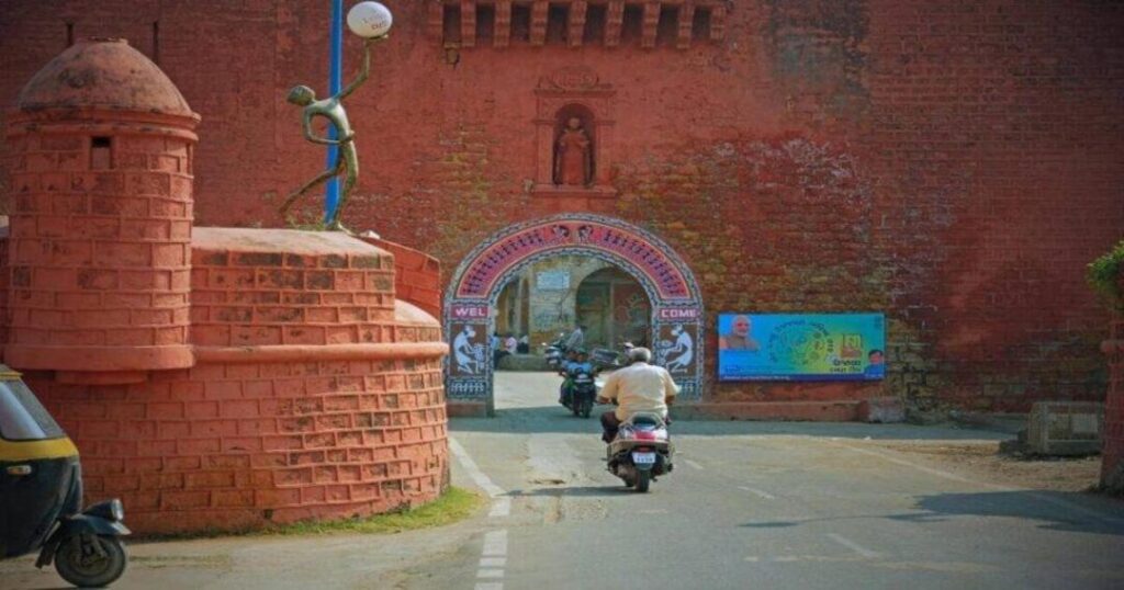 Places to Visit in Diu: Zampa Gate, Diu Museum & Shell Museum