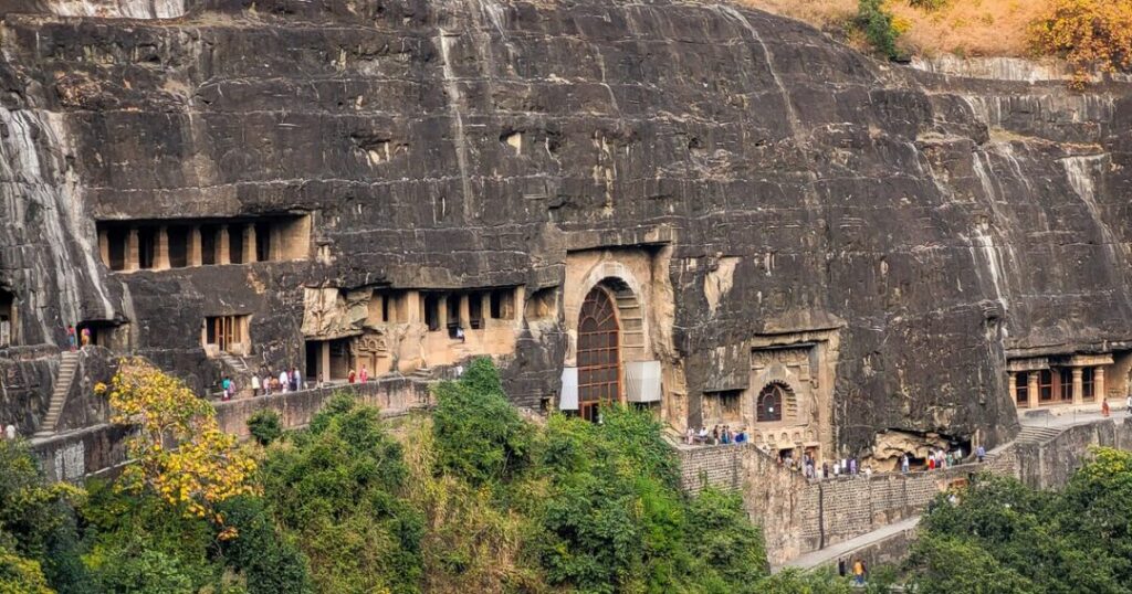 Aurangabad: Ajanta Caves