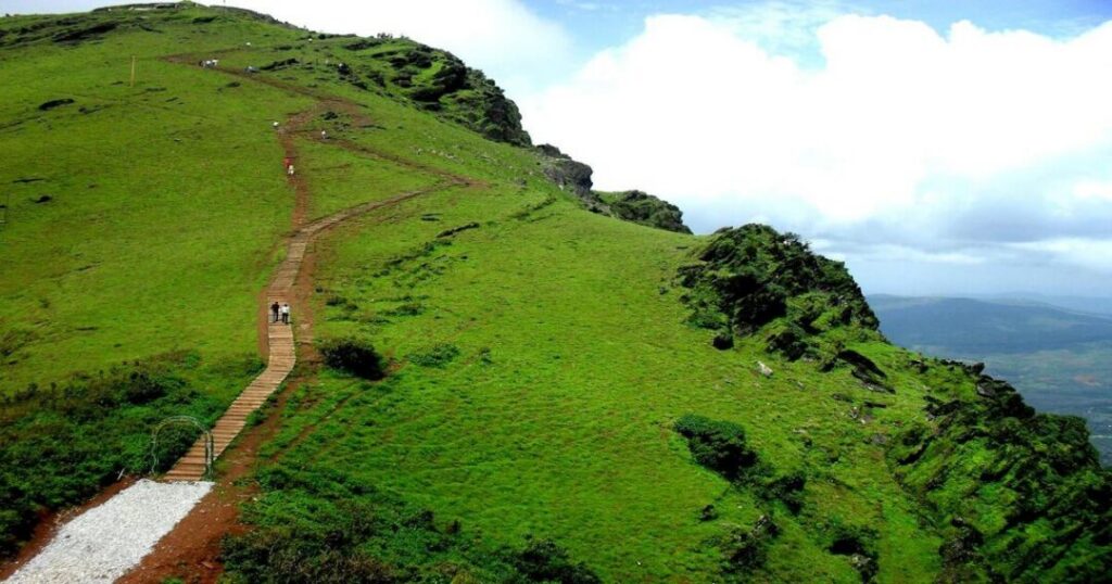 Mullayanagiri Trek