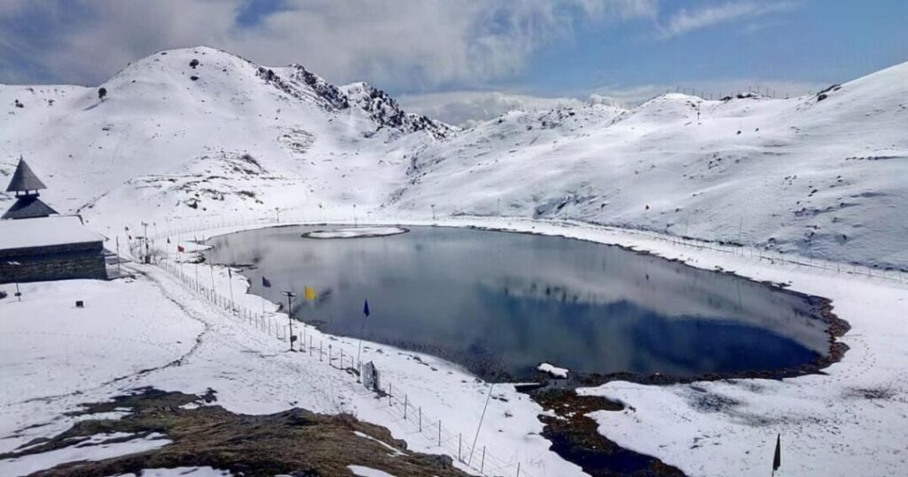 Prashar Lake Trek