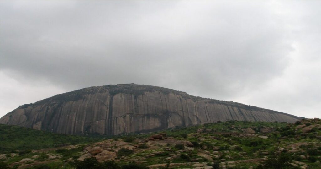Madhugiri Trek Itinerary