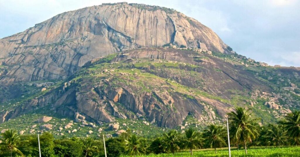 Best Time to Visit and How to Reach Madhugiri