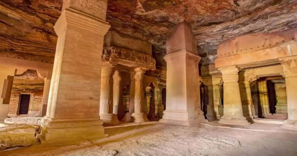 Ujjain: Bhartrihari Caves