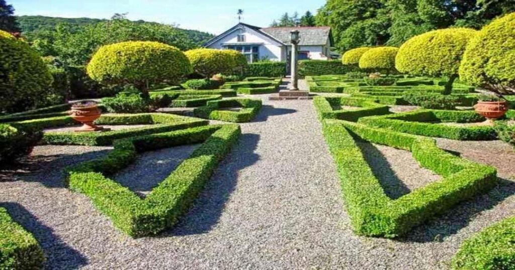 Dutch Garden—A Colonial Cemetery Turned Riverside Park