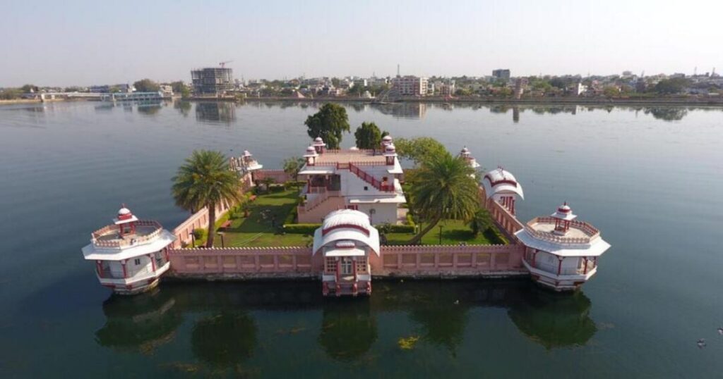 Kishore Sagar Lake & Jagmandir Palace