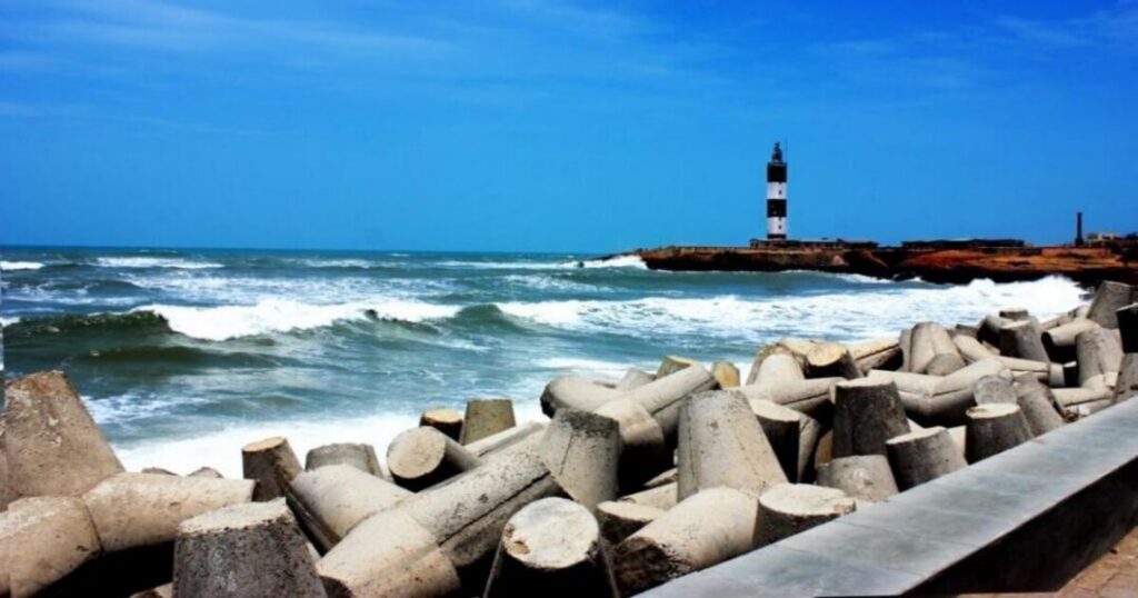 Dwarka Tourist Places for the Coast
