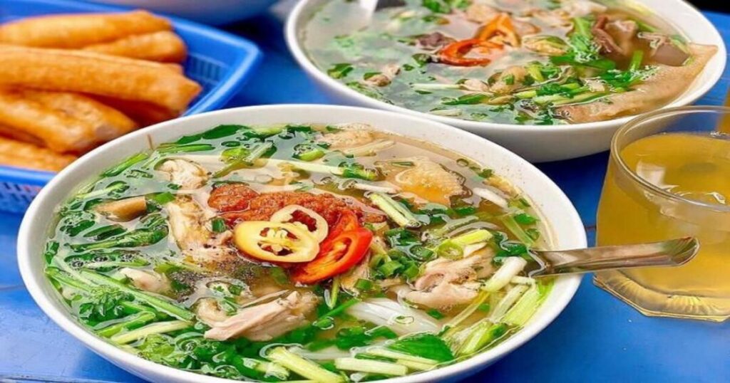Pho: The Original Hanoi Street Food and Its North-South Divide