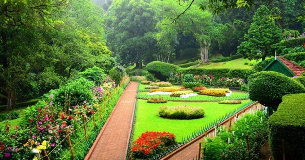 Sim's Park: A Victorian Garden Frozen in Time
