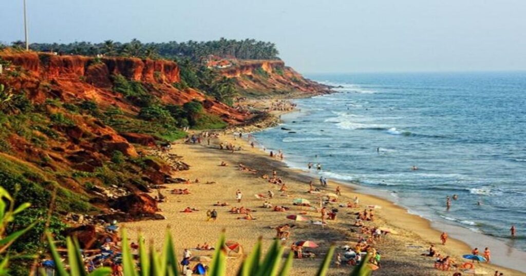 Varkala: The Papanasam Ritual Bath and Mineral Springs
