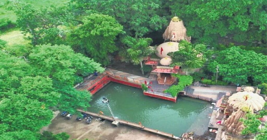 Ujjain: Sandipani Ashram and Mangalnath Temple
