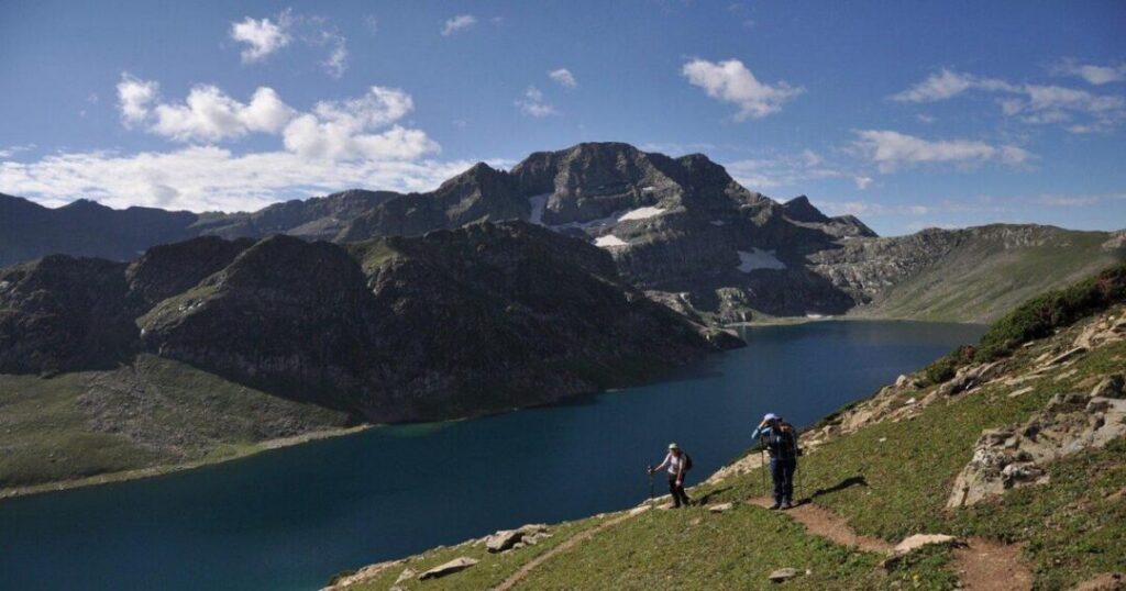 Tarsar Marsar Trek
