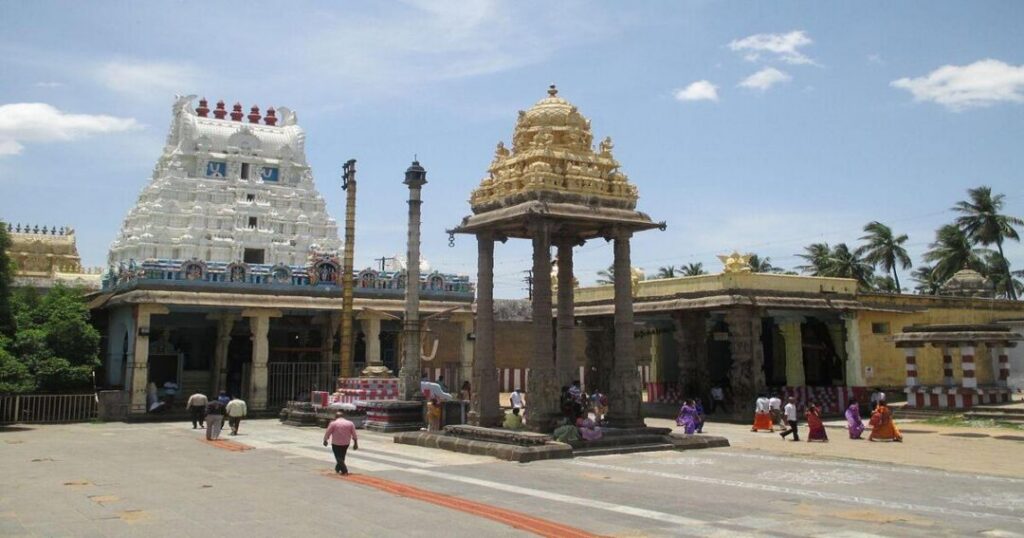 Kanchipuram: Ulagalantha Perumal Temple