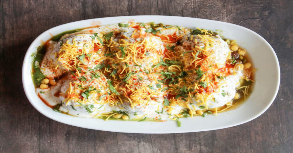 famous food in Haridwar - panipuri chaat stall