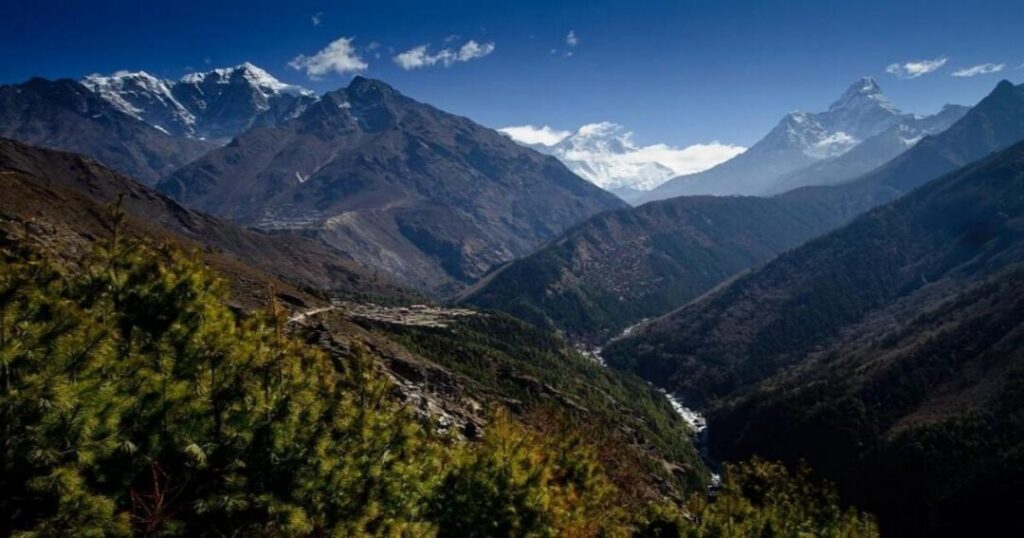  Sagarmatha National Park