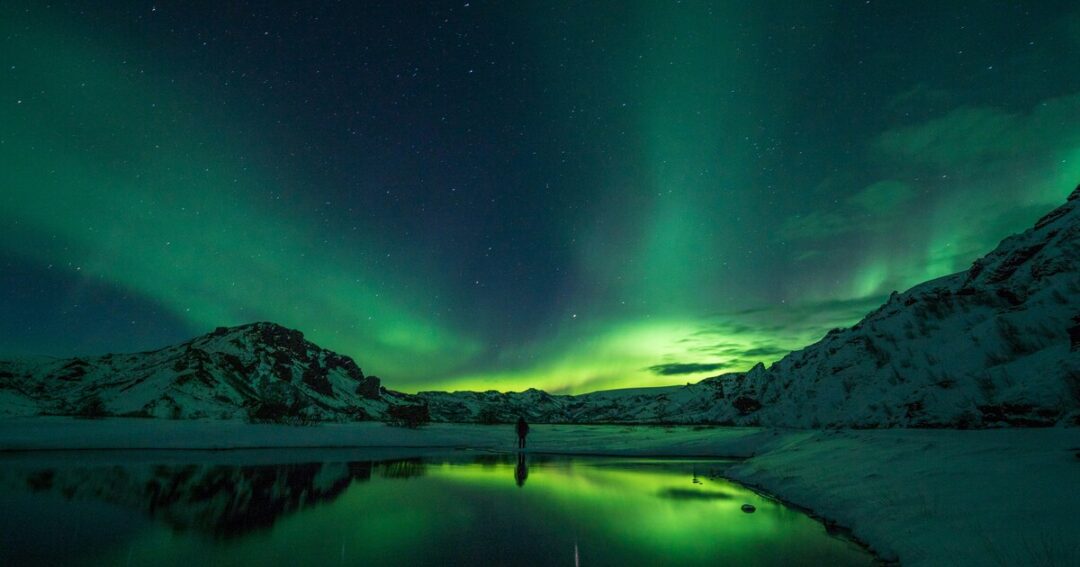 Best Places to See the Northern Lights Around the World This Winter
