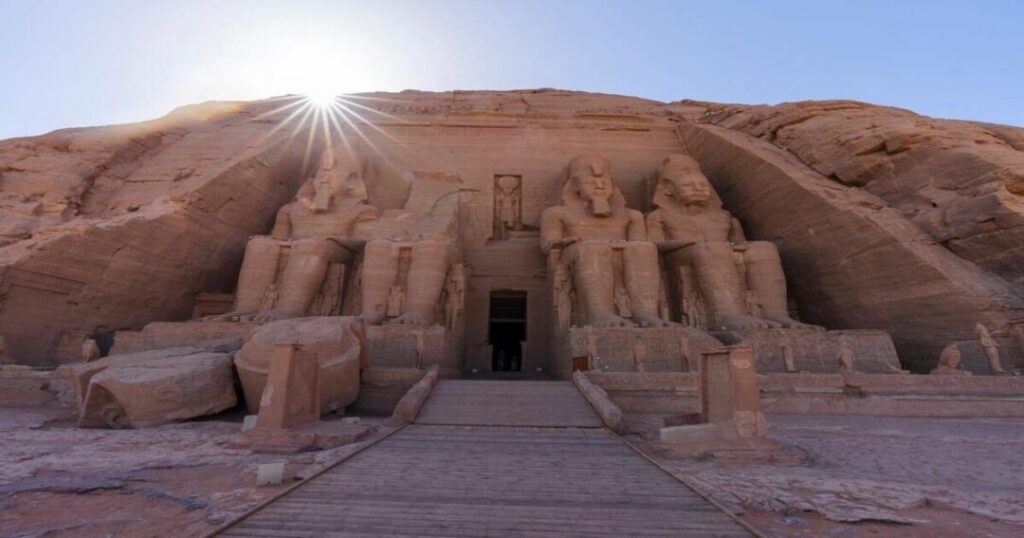 Egypt: Abu Simbel Sun Festival