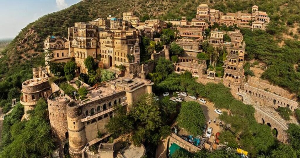 Best Resort in Delhi