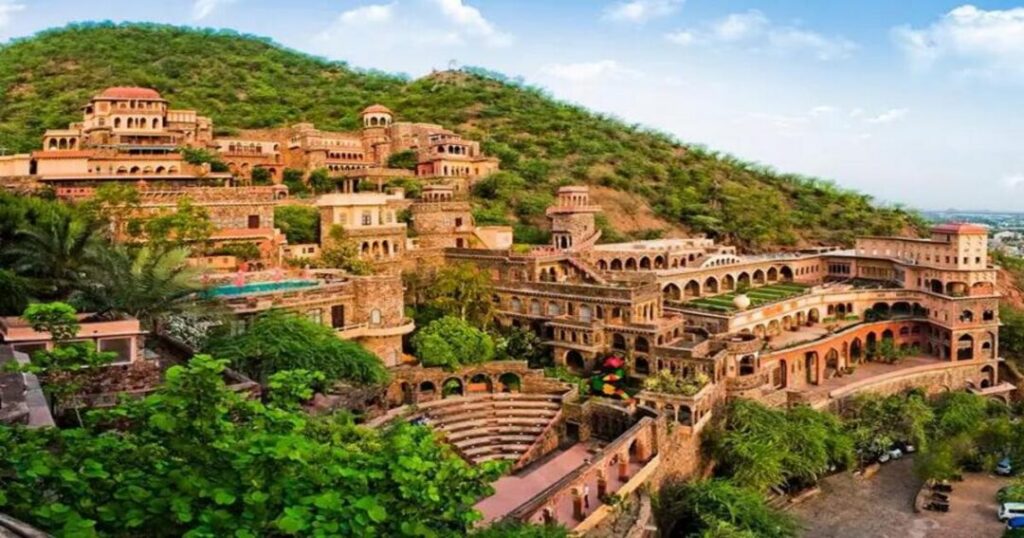  Neemrana Fort-Palace, Alwar