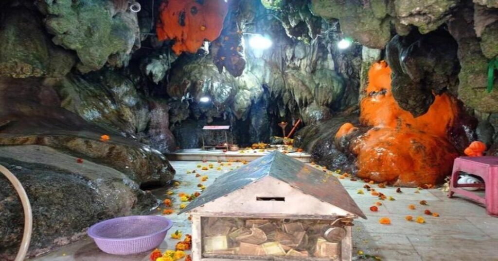 Peer Kho Cave Temple