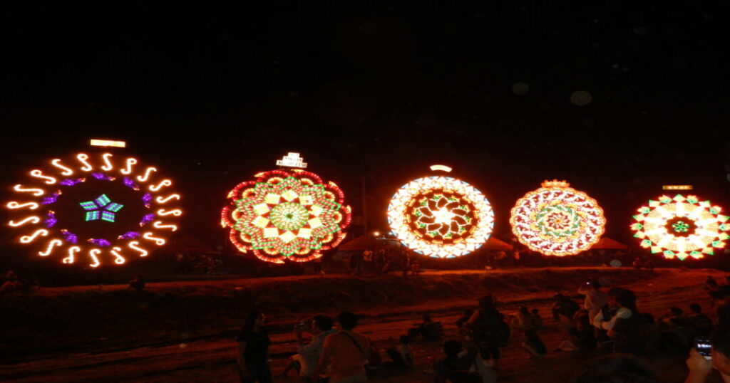 Giant Lantern Festival (San Fernando, Pampanga)