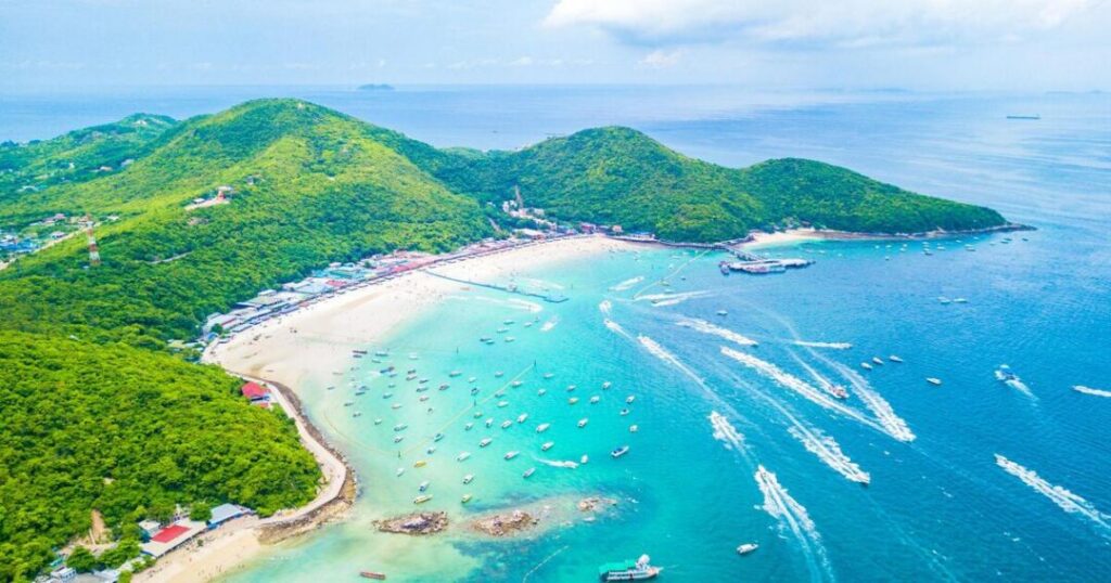 Koh Larn (Coral Island)