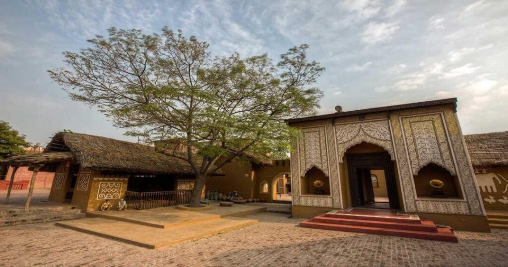 Jalandhar: Rangla Punjab Haveli